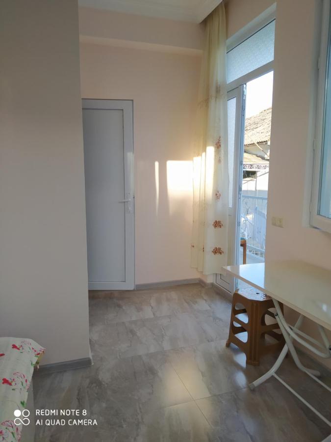 Emzari'S Apartment コブレチ エクステリア 写真