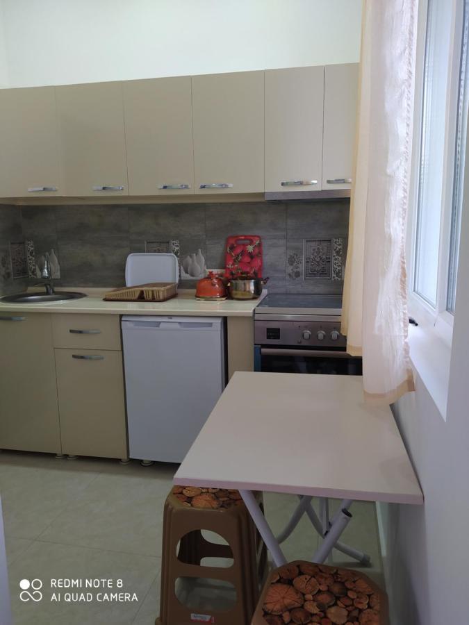 Emzari'S Apartment コブレチ エクステリア 写真